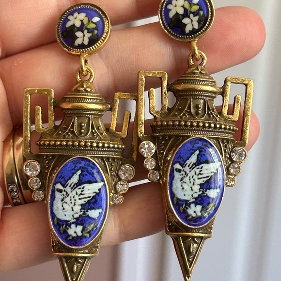 4/$100 Moroccan dangle stud earrings with doves birds 🕊️ - Picture 1 of 6